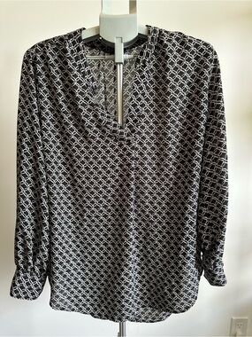 George Black & White Geometric V-Neck Long Sleeve Blouse